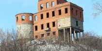 Недостроенная башня «Воронье гнездо» в Хабаровске